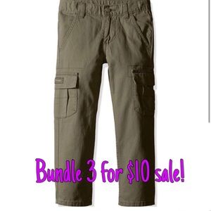 Wrangler Authentics Boys' Classic Cargo Pant, size 10 husky, GUC